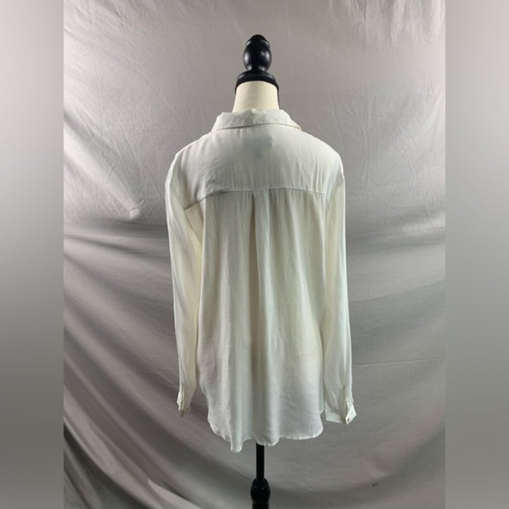 Off White Blouse With Rhinestone Collar - Picture 4 of 6
